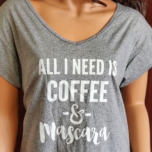 Cute Grey And White Novelty T-shirt Sz Medium